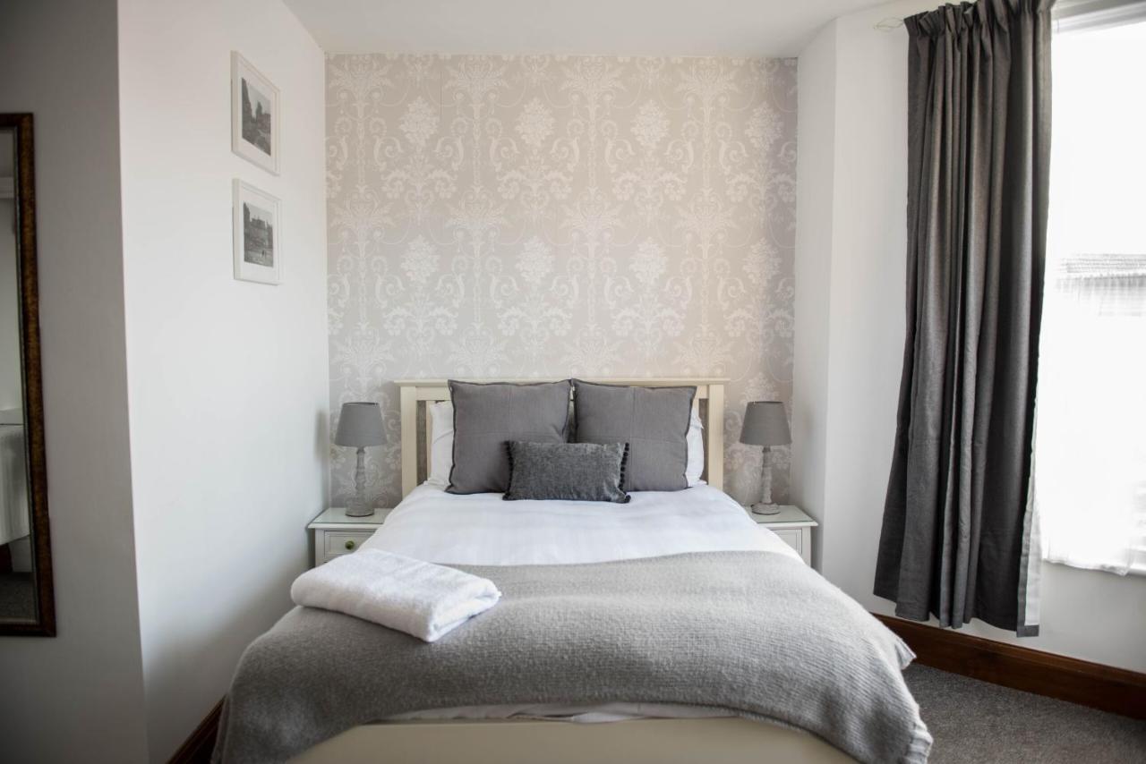 The George Hotel Kirton in Lindsey Extérieur photo